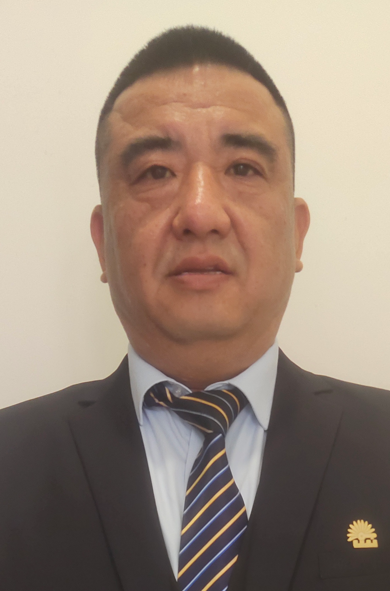李彪